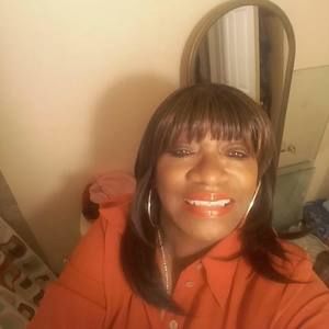 Meet your Posher, Debra